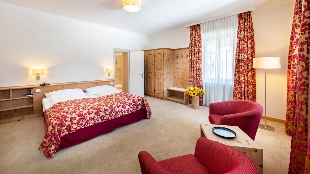 Hotel Engiadina Zuoz Eksteriør bilde