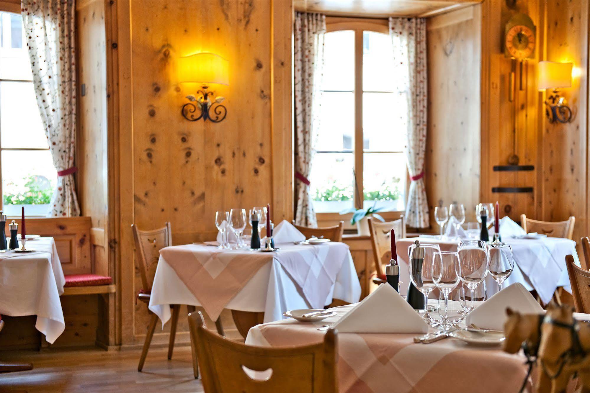 Hotel Engiadina Zuoz Eksteriør bilde